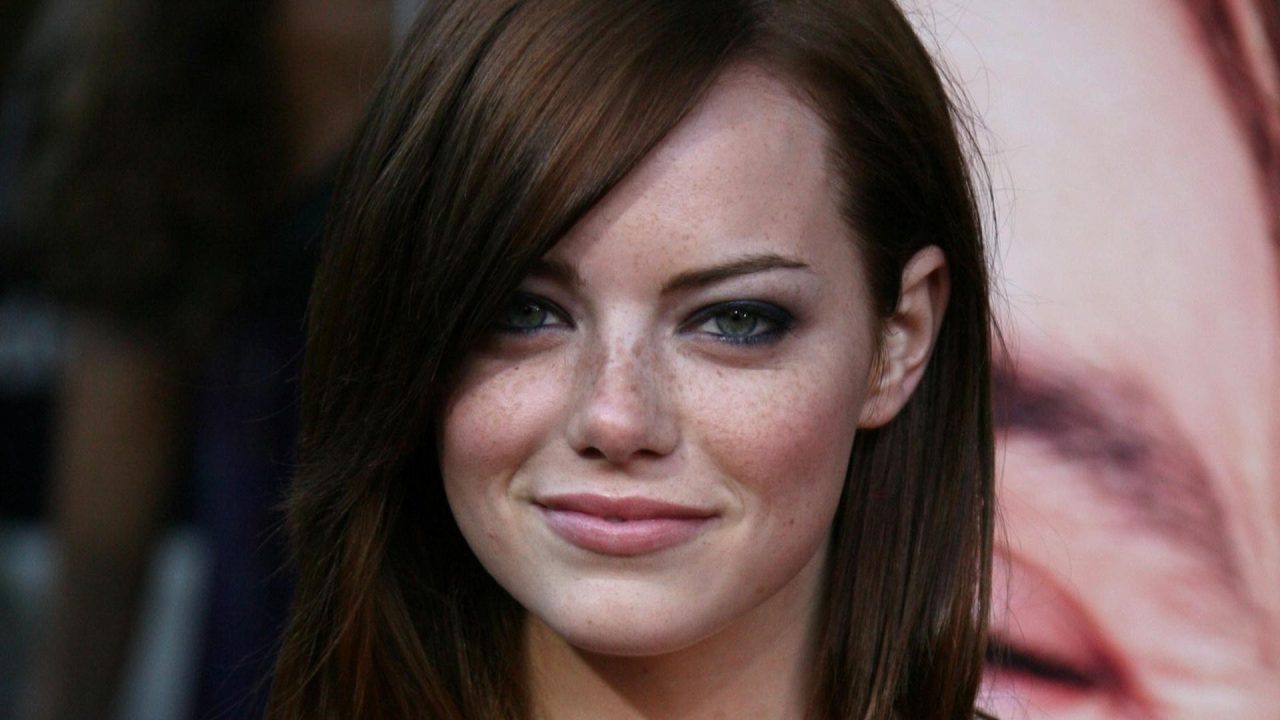 Emma Stone Desktop Wallpapers