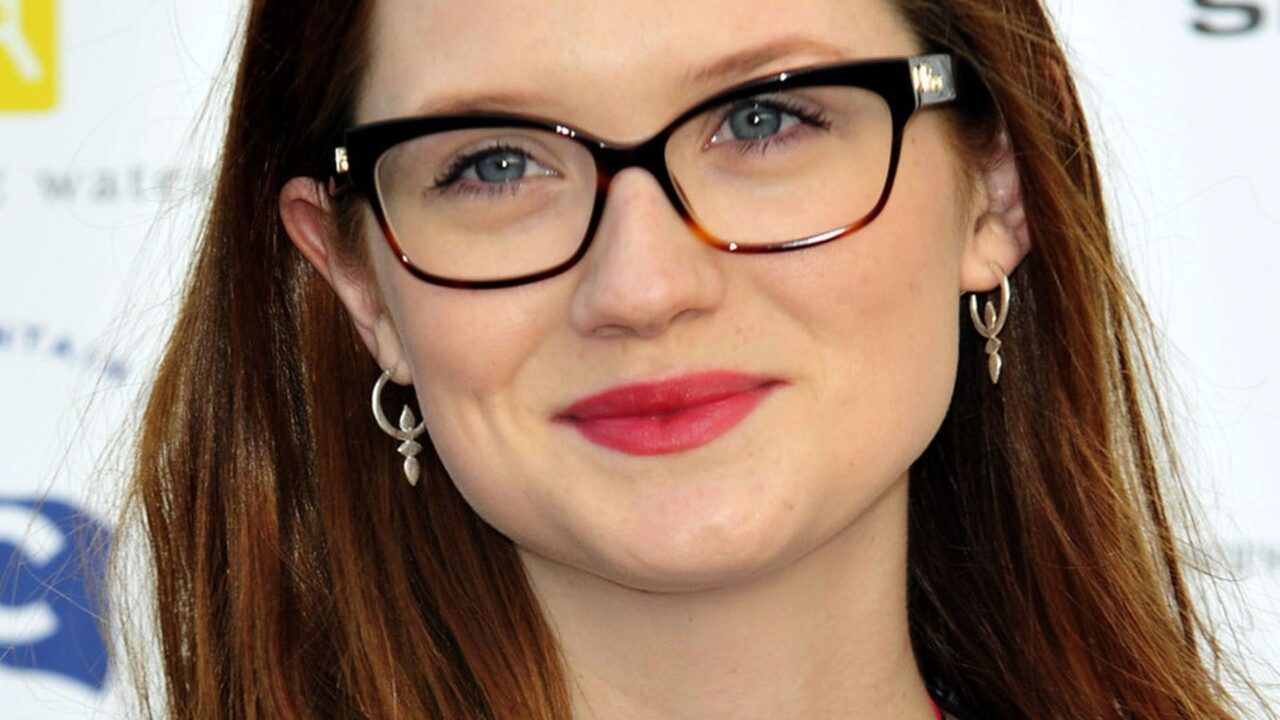 Bonnie Wright Face