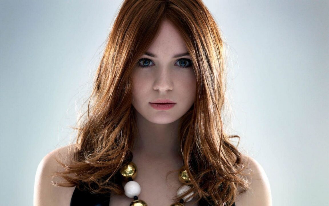 Karen Gillan Photos