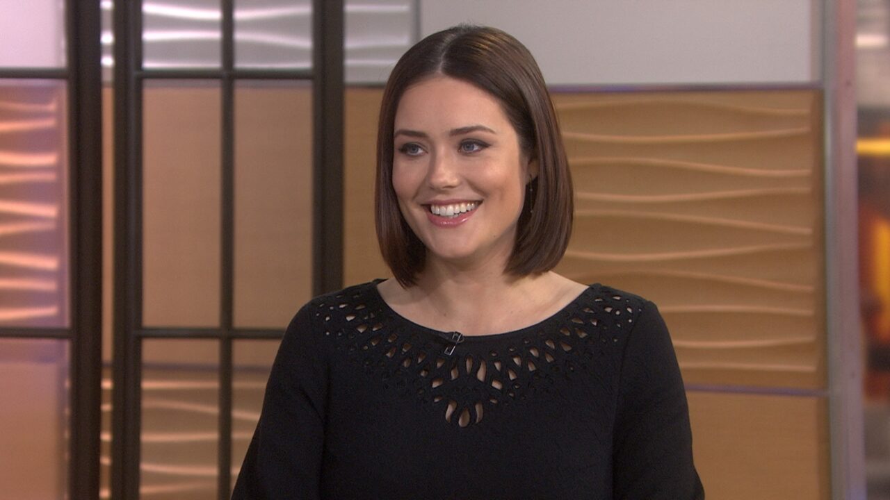 Megan Boone Photo Gallery