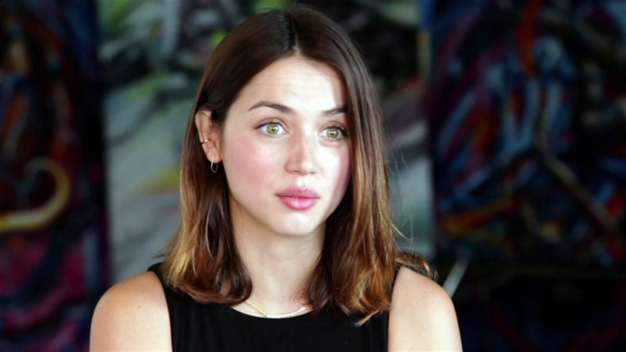 Ana de Armas Background