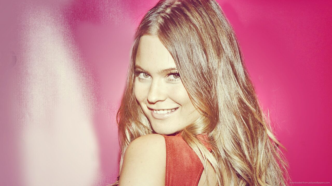 Behati Prinsloo 3