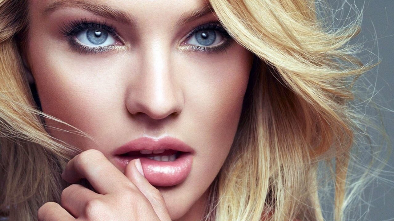 Candice Swanepoel Face