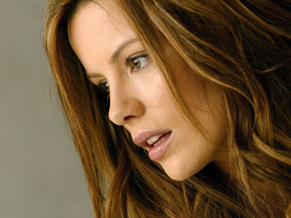 Kate Beckinsale 2