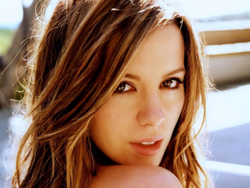 Kate Beckinsale Background images