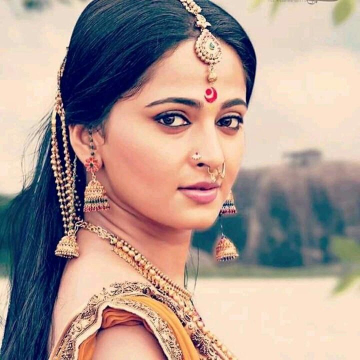 Anushka Shetty Pictures