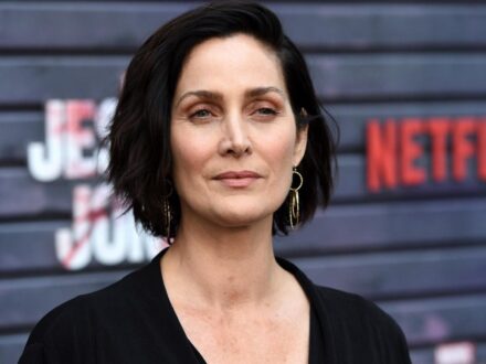 Carrie Anne Moss PC Wallpapers