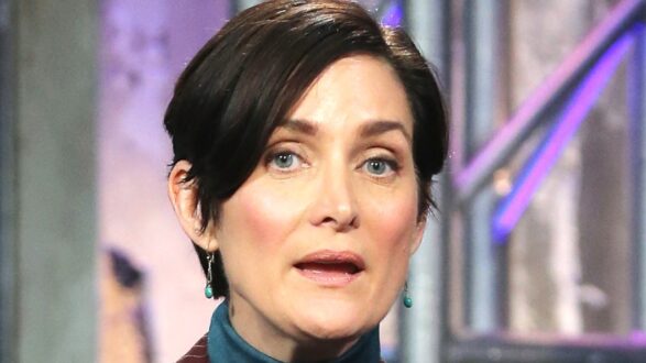 Carrie Anne Moss Photos