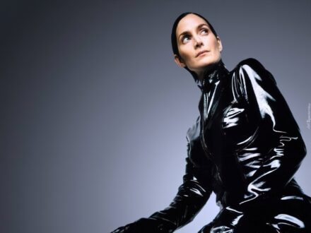 Carrie Anne Moss Wallpapers