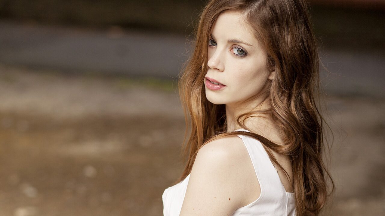 Charlotte Hope Pictures