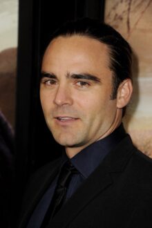 Dustin Clare Photos