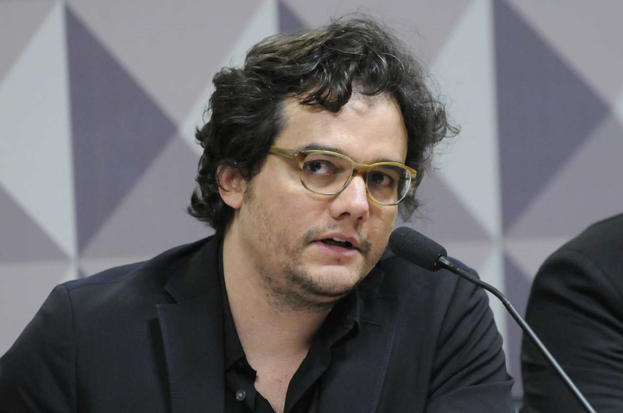 Wagner Moura Computer Wallpapers Wallpics Net