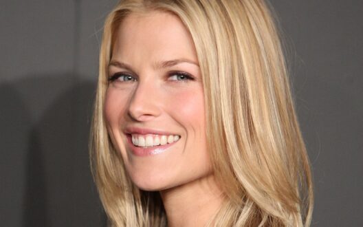 Ali Larter Face