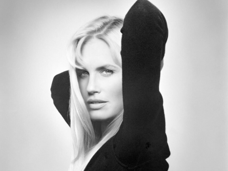 Daryl Hannah 2