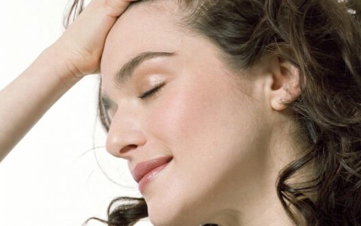 Rachel Weisz Face