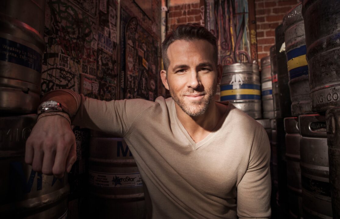 Ryan Reynolds Background images