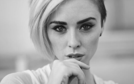 Alysha Nett Face