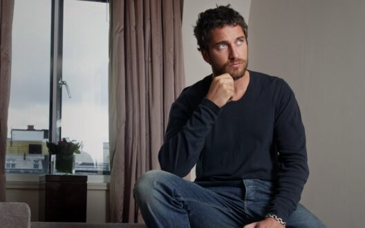 Gerard Butler Laptop Wallpapers