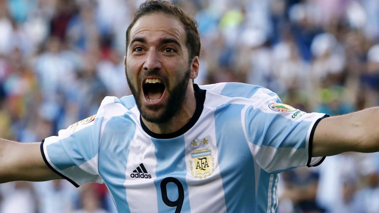 Gonzalo Higuain Wallpapers 2