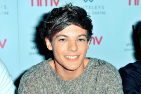 Louis Tomlinson Windows Wallpapers