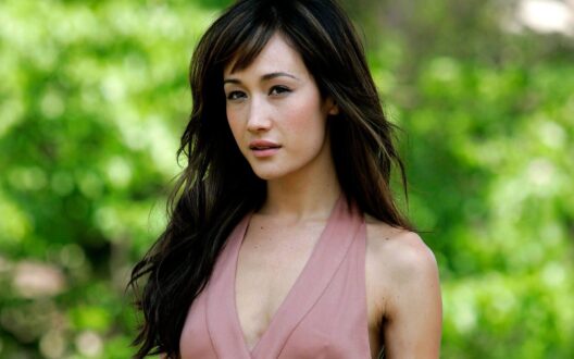 Maggie Q Photo Gallery