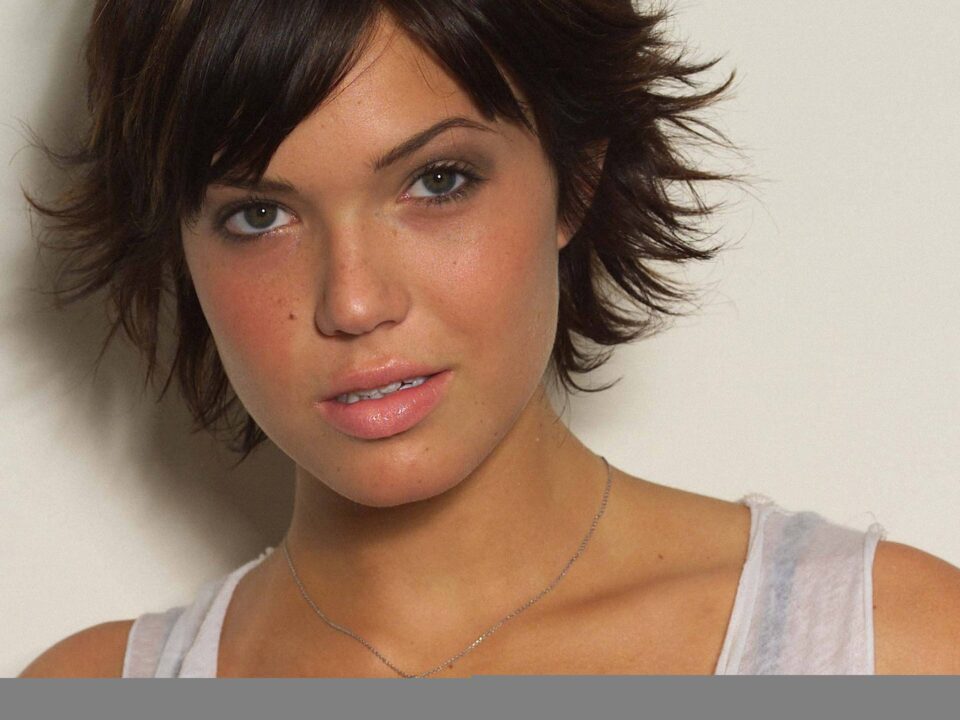 Mandy Moore 5