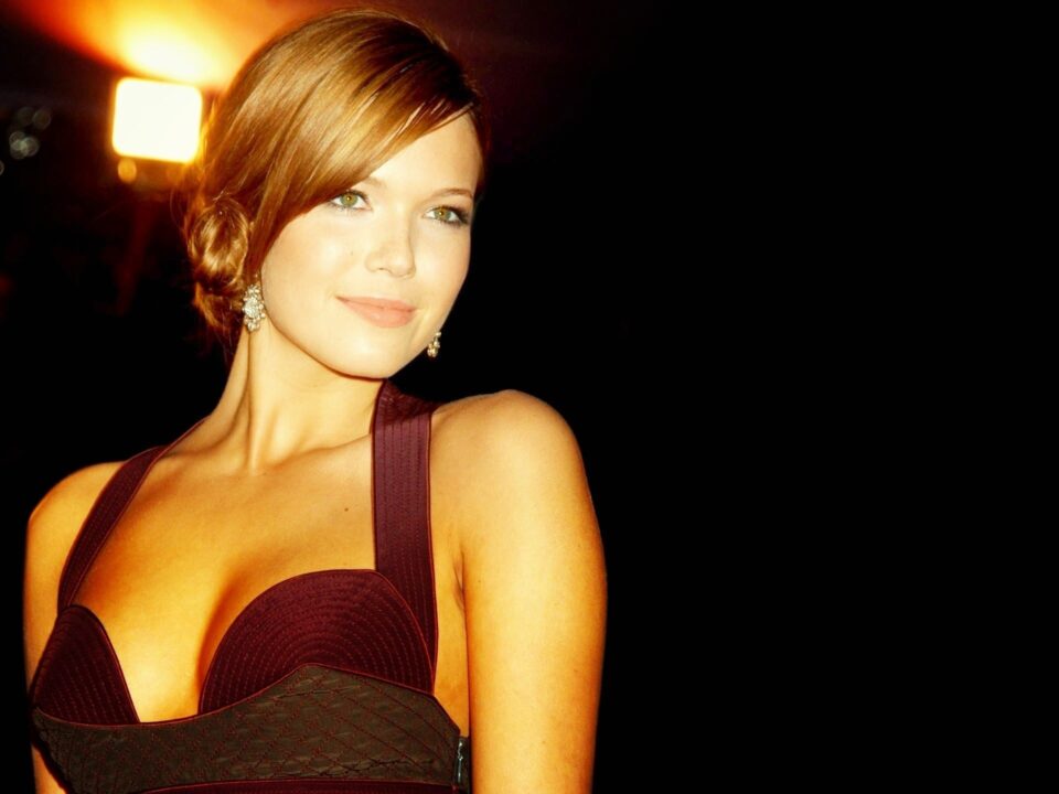 Mandy Moore Pictures