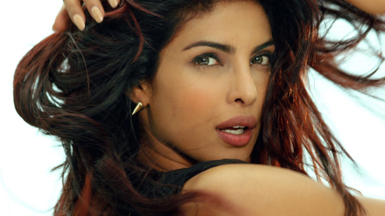 Priyanka Chopra Face